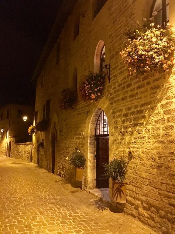 Palazzetto Bentivoglio Villa Sassoferrato Exterior foto
